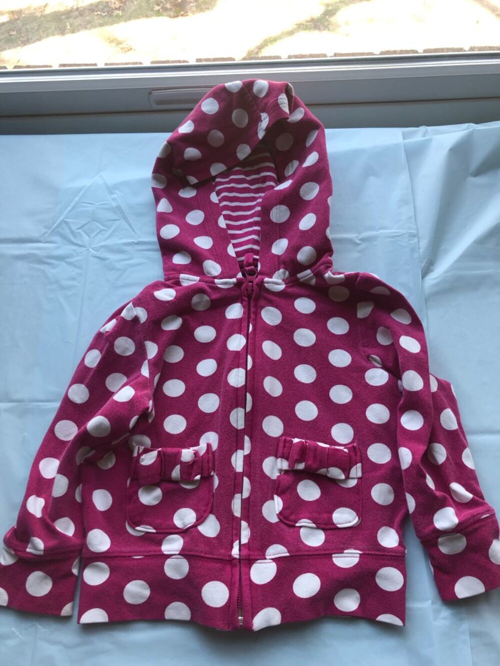 Baby Gap Toddler (2T) Zip-up w/hood; Pink w/white polka dots; Like new condition